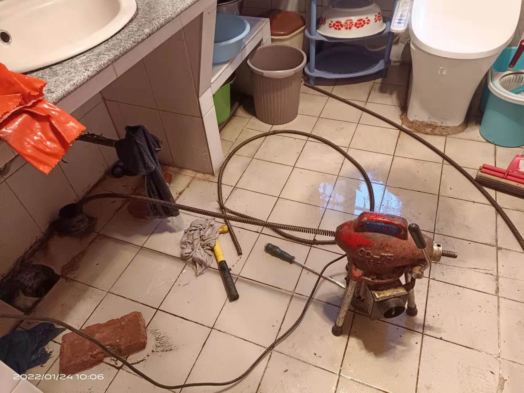 平定疏通厨房下水道，地漏疏通