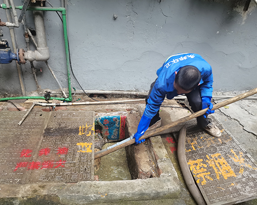 平定清掏化粪池